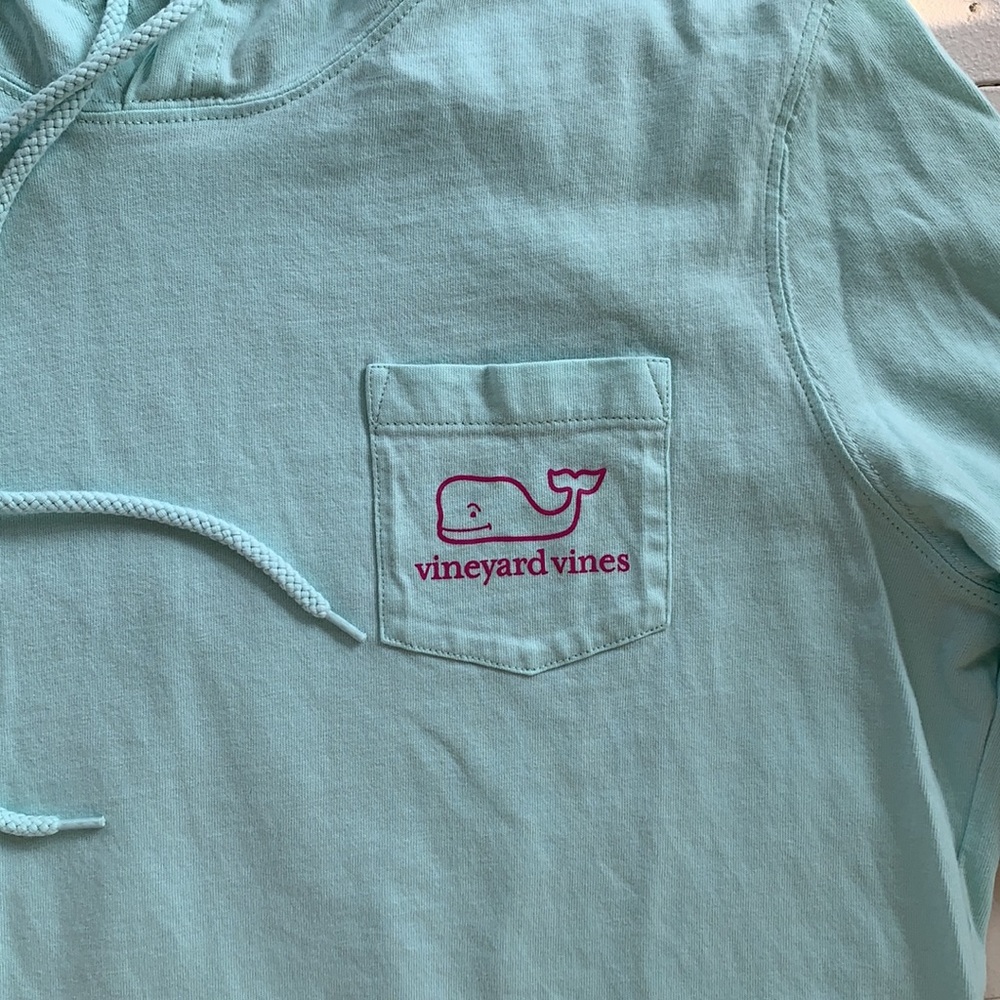 Vineyard Vines long sleeve hoodie tee